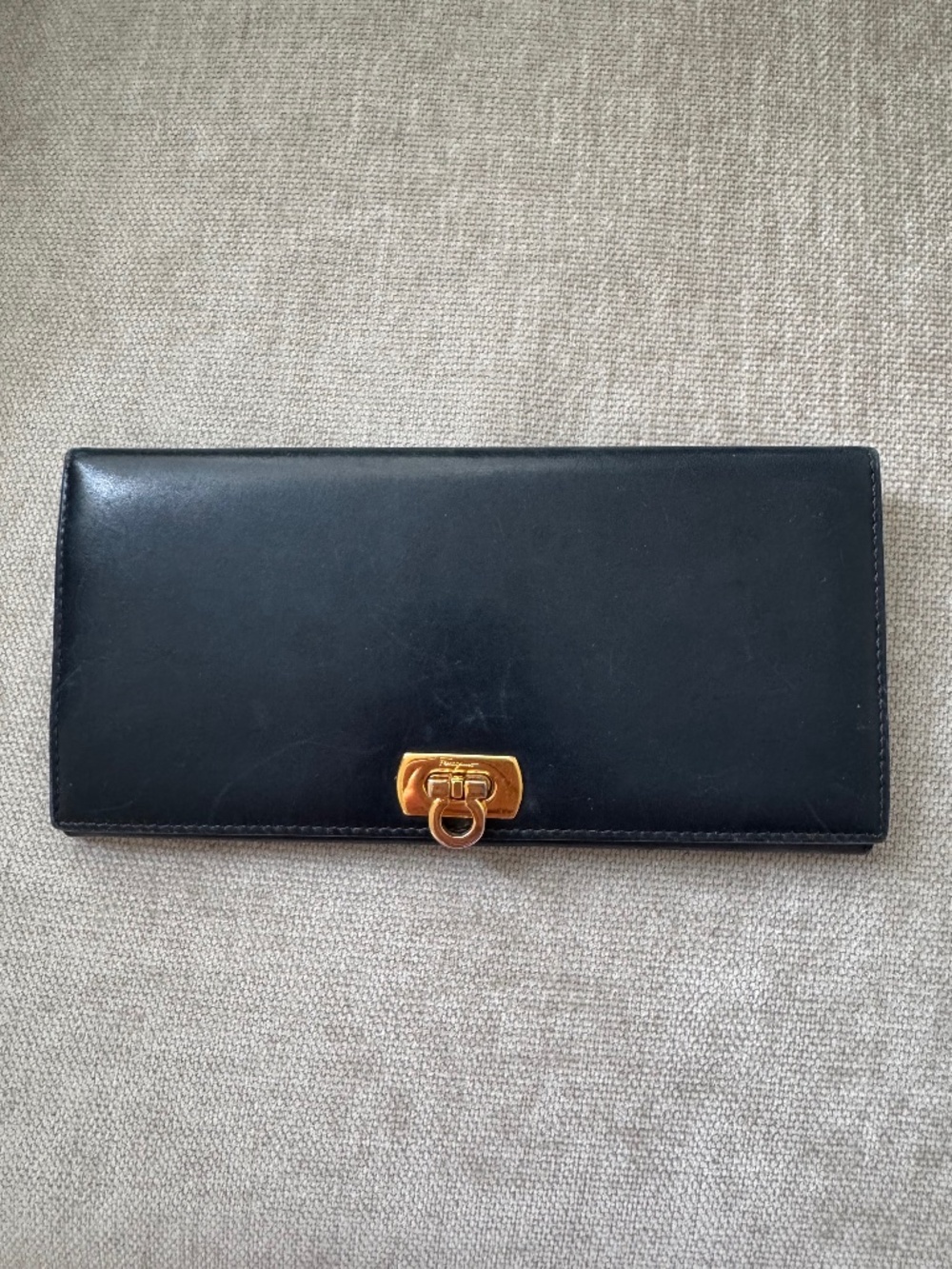 Salvatore Ferragamo Gancini Black Leather wallet w/ Gold Hardware Quiet Luxury